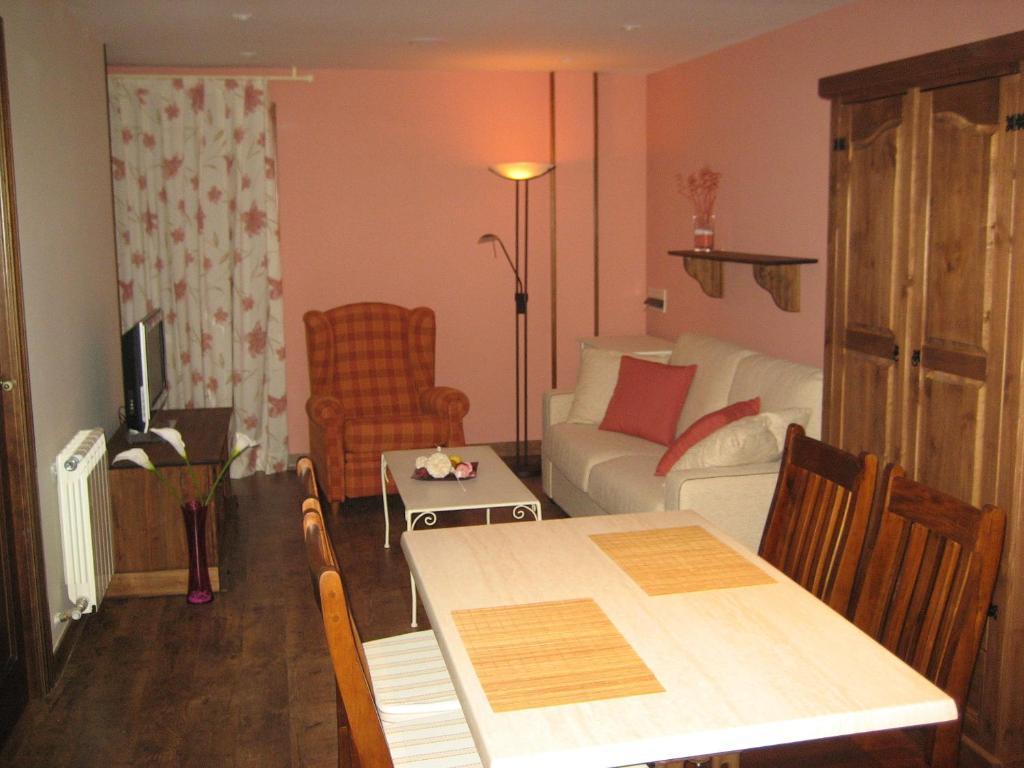 Apartamentos La Demanda Ezcaray Room photo